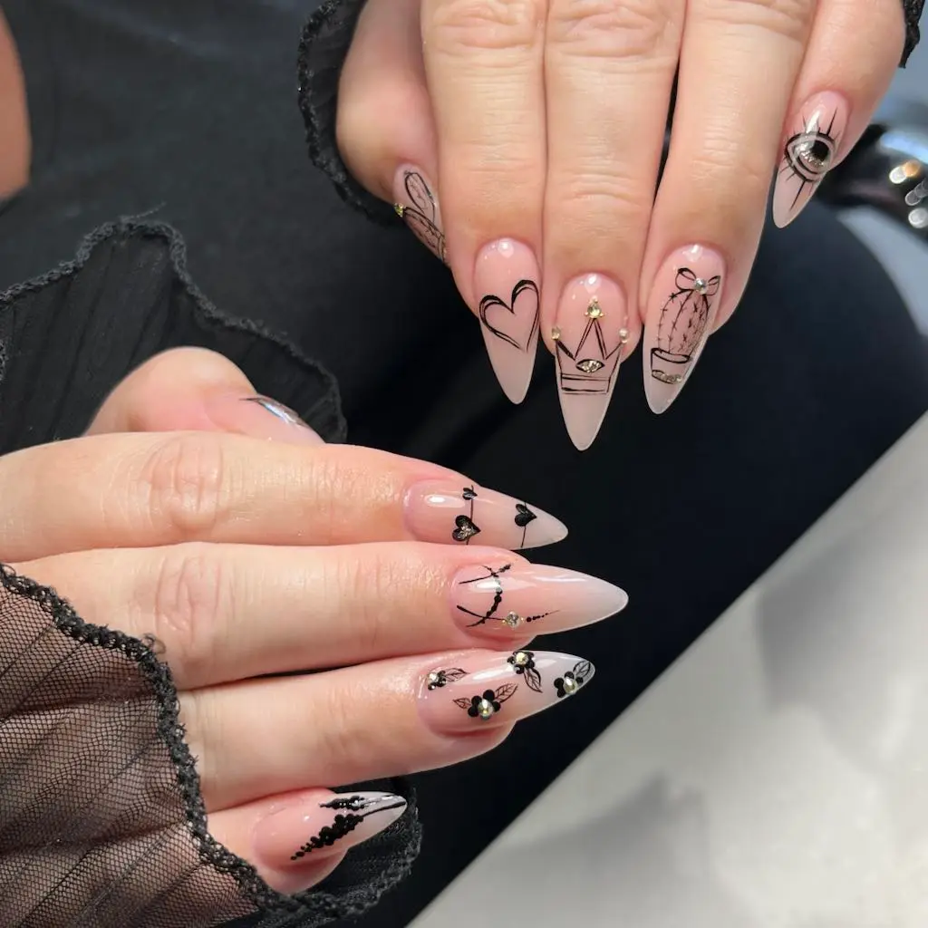 NAILIE BEAUTY STUDIO interior